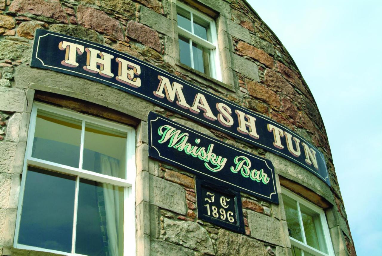 Hôtel The Mash Tun à Aberlour Extérieur photo